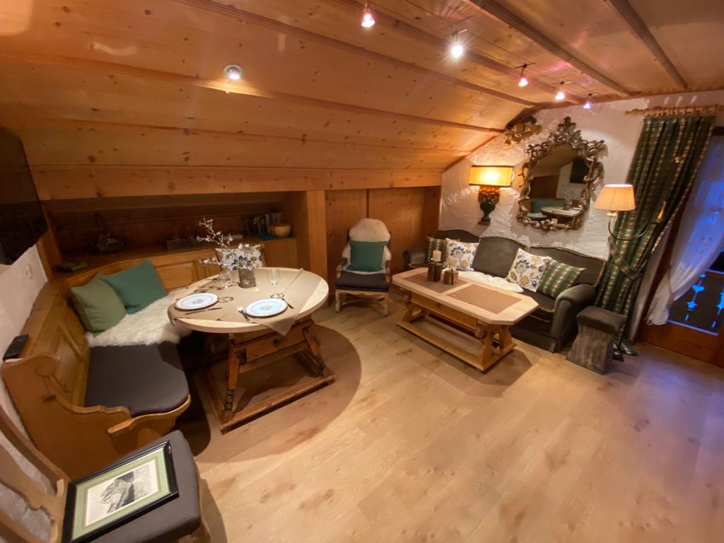 Appartment Zugspitze - Wohnraum